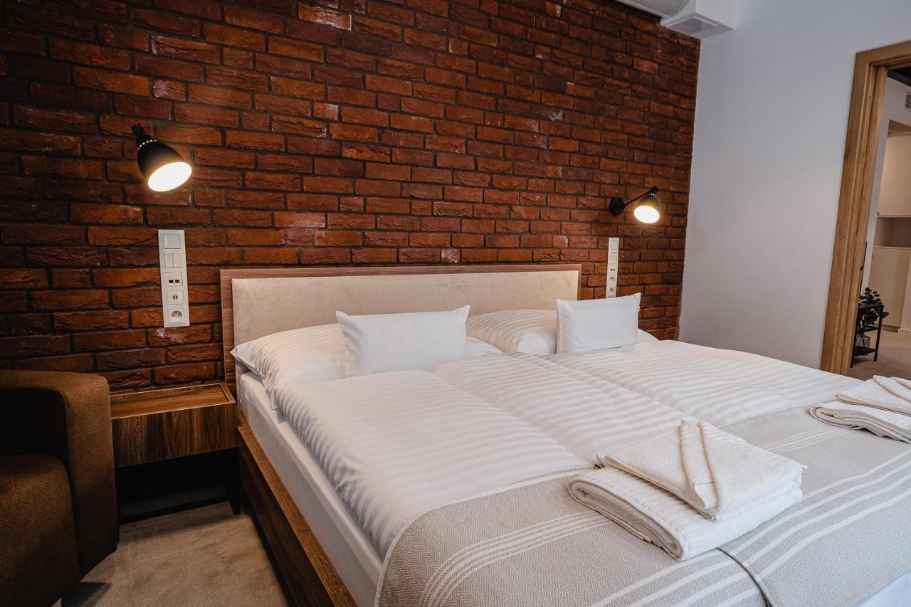 Garni Hotel Dock ברטיסלאבה מראה חיצוני תמונה