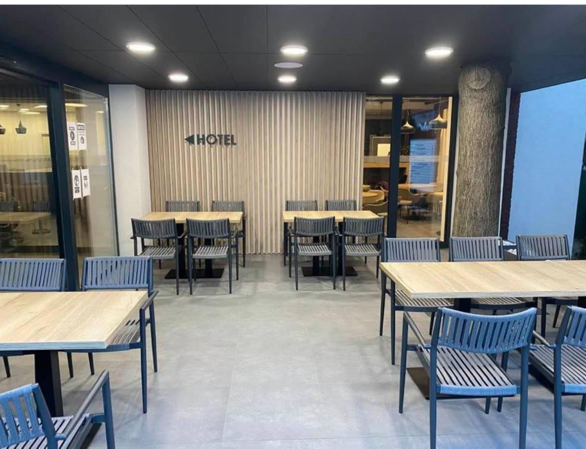 Garni Hotel Dock ברטיסלאבה מראה חיצוני תמונה