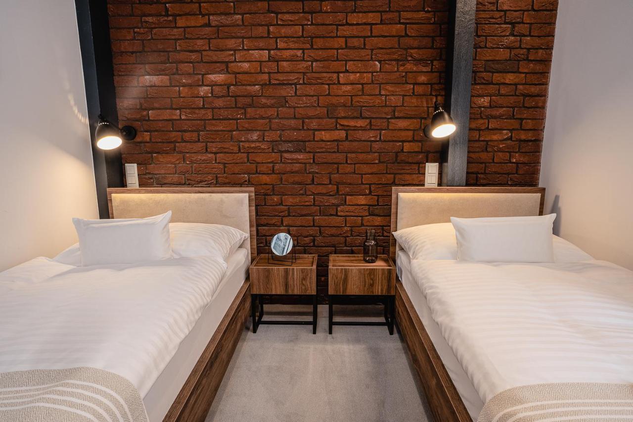 Garni Hotel Dock ברטיסלאבה מראה חיצוני תמונה