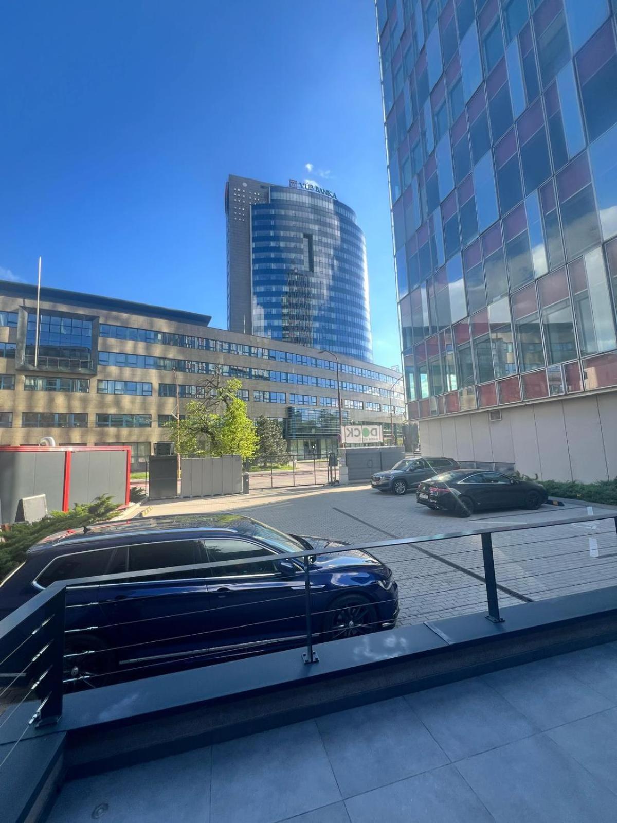Garni Hotel Dock ברטיסלאבה מראה חיצוני תמונה